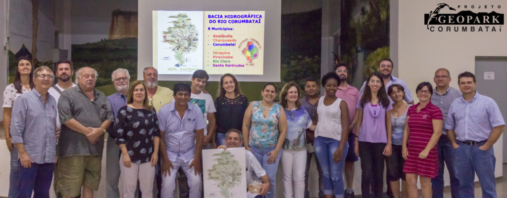 Público presente na Caravana Geopark Corumbataí em Ipeúna