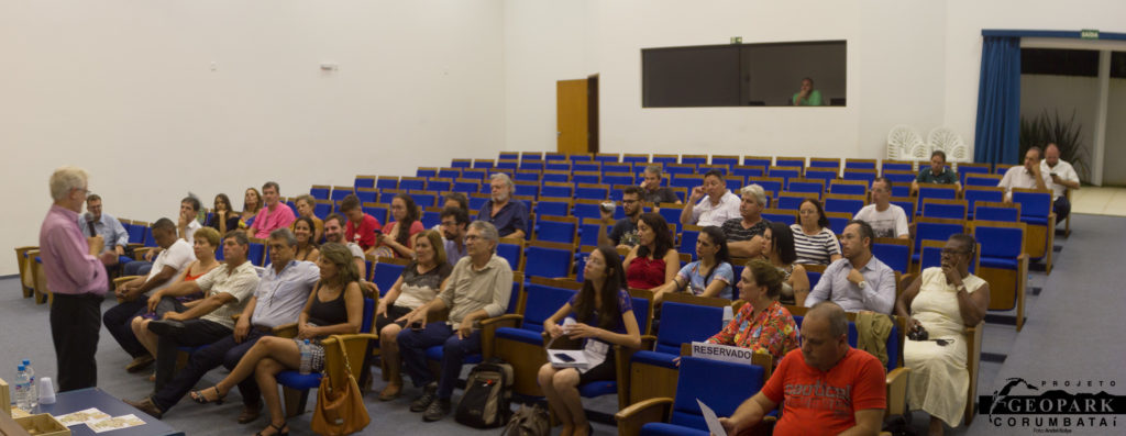 Manifestações do publico dando sugestões e compreendendo o projeto