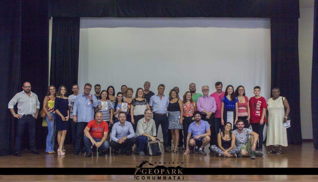 Participantes da 4ª edição da Caravana Geopark Corumbataí, realizada em Itirapina