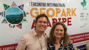 massimiliano lombardo e luciana cordeiro souza fernandes no Encontro Internacional Geopark Araripe