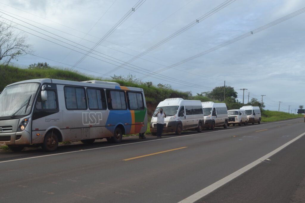 Frota de veículos disponibilizados pela Universidade de São Paulo para as atividades de treinamento dos alunos